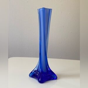 Elegant Blue Glass Tall Bud Vase